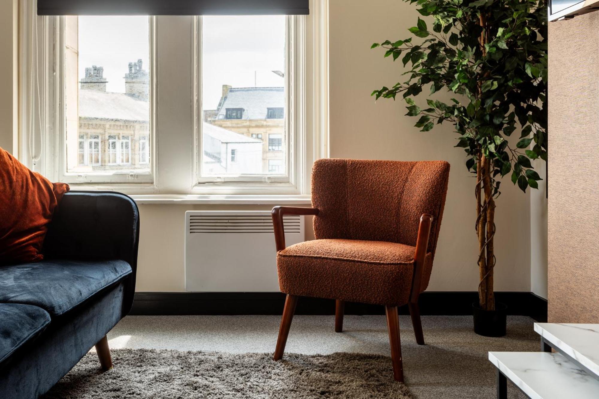 Crown Street Aparthotel Галифакс Экстерьер фото